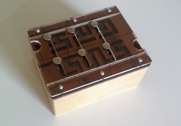 Photo of Laby puzzle box